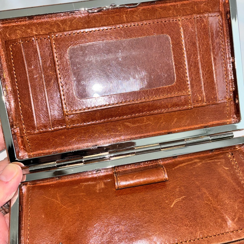 Abas Tan Crocodile Embossed Clutch - Picture 10 of 11